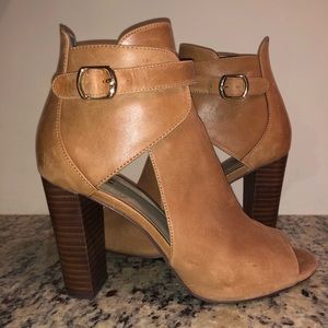 Tan Vince Camuto Booties